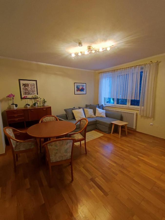 Apartment Inklusive Parkplatz Velden am Wörthersee Exterior foto
